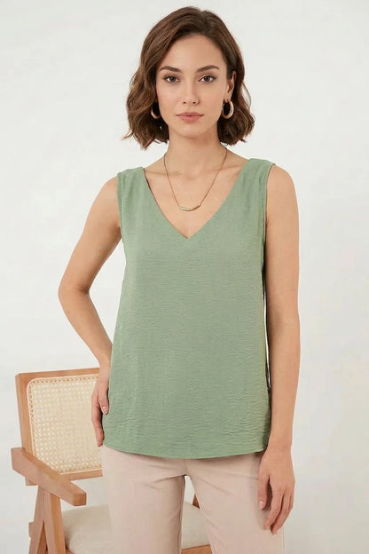 Kadın V Yaka Sıfır Kol Bluz
