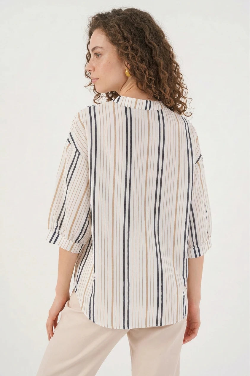 Kadın V Yaka Oversize Çizgili Bej Bluz