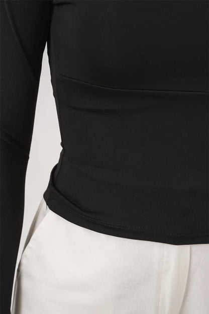 Kadın Kare Yaka Slim Fit Uzun Kol Bluz