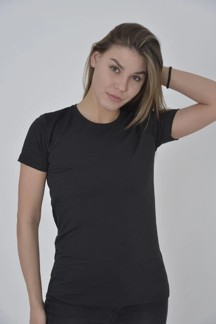 Siyah